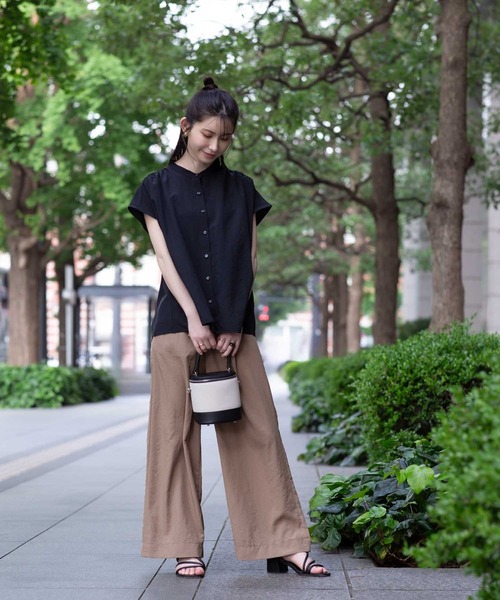 HusHusH（ハッシュアッシュ）の「HusHusH ハッシュアッシュ イージーワイドパンツ（その他パンツ・レディース・キャメル/ブラック・M/L）」の6枚目の写真