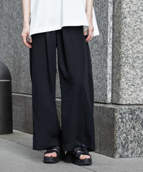 HusHusH（ハッシュアッシュ）の「HusHusH ハッシュアッシュ イージーワイドパンツ（その他パンツ・レディース・キャメル/ブラック・M/L）」の12枚目の写真