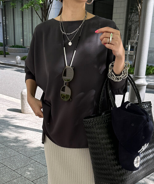 DouDou（ドゥドゥ）の「7分袖リブジョーゼットドルマンブラウス（シャツ/ブラウス・レディース・チャコールグレー/ライトグレー/ブラック/オフホワイト・FREE）」の4枚目の写真