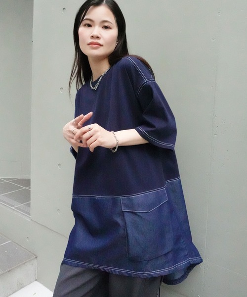 CORNERS（コーナーズ）の「デニム切り替えオーバーサイズチュニックTシャツ（Tシャツ/カットソー・レディース・ブルー/チャコールグレー/グレイッシュベージュ/イエロー/ネイビー・FREE）」の19枚目の写真