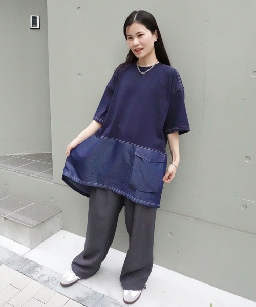 CORNERS（コーナーズ）の「デニム切り替えオーバーサイズチュニックTシャツ（Tシャツ/カットソー・レディース・ブルー/チャコールグレー/グレイッシュベージュ/イエロー/ネイビー・FREE）」の20枚目の写真