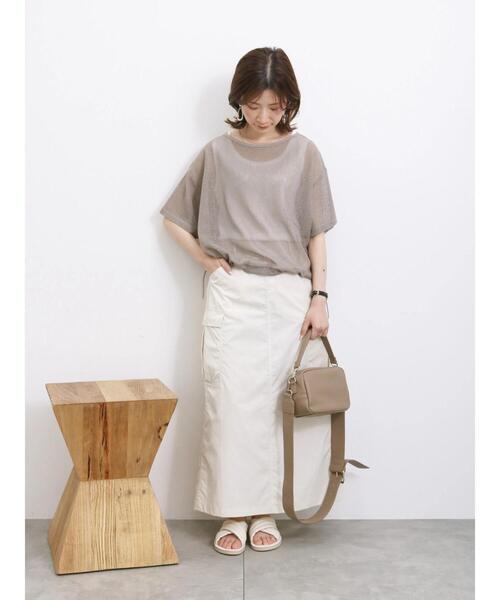 Samansa Mos2 blue（サマンサモスモスブルー）の「裾ドロストメッシュプルオーバー（Tシャツ/カットソー・レディース・ブラック/チャコールグレー/キナリ・F）」の16枚目の写真