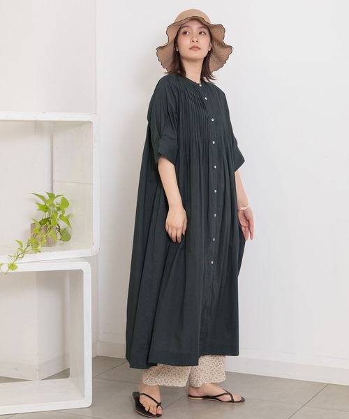 POU DOU DOU（プードゥドゥ）の「ピンタック使いワンピース（ワンピース・レディース・オフホワイト/ダークグレー/イエロー・3）」の21枚目の写真