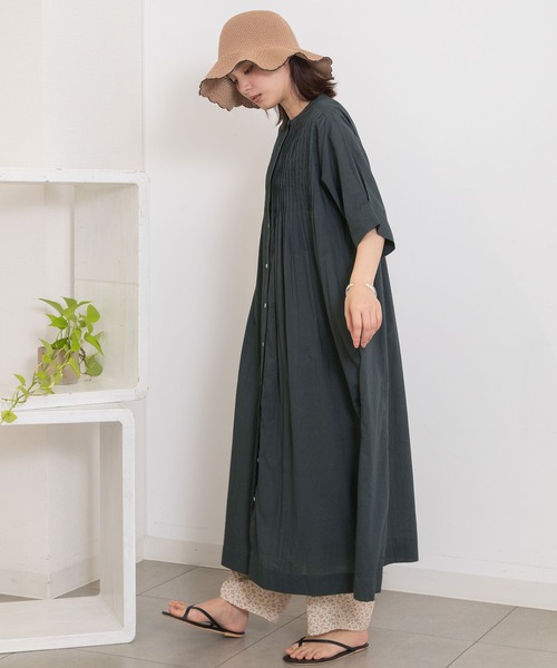 POU DOU DOU（プードゥドゥ）の「ピンタック使いワンピース（ワンピース・レディース・オフホワイト/ダークグレー/イエロー・3）」の19枚目の写真