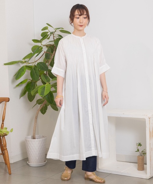 POU DOU DOU（プードゥドゥ）の「ピンタック使いワンピース（ワンピース・レディース・オフホワイト/ダークグレー/イエロー・3）」の13枚目の写真