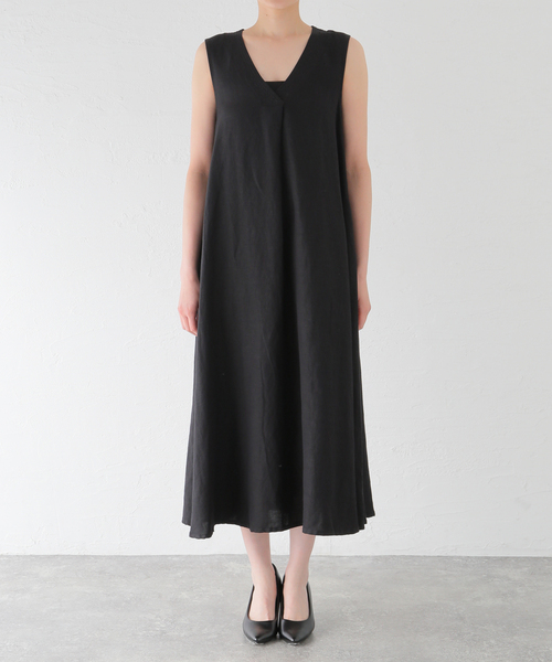 B.C STOCK(ベーセーストック)の「《追加》リネンレーヨンスリーブレスワンピース(ワンピース・レディース・ブラック/レッド/ダークブルー/ブルー・FREE)」の21枚目の写真