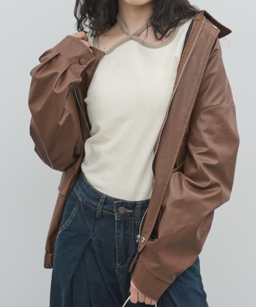 paravion（パラビオン）の「ホルターネックパイピング長袖トップス（Tシャツ/カットソー・レディース・ブルー/ホワイト/グレイッシュベージュ・FREE）」の10枚目の写真