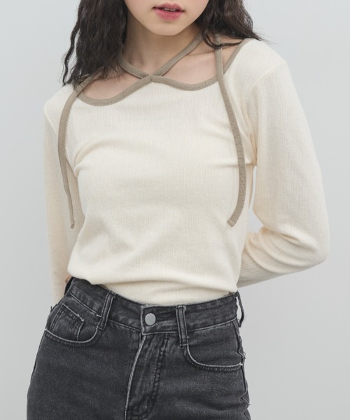 paravion（パラビオン）の「ホルターネックパイピング長袖トップス（Tシャツ/カットソー・レディース・ブルー/ホワイト/グレイッシュベージュ・FREE）」の6枚目の写真