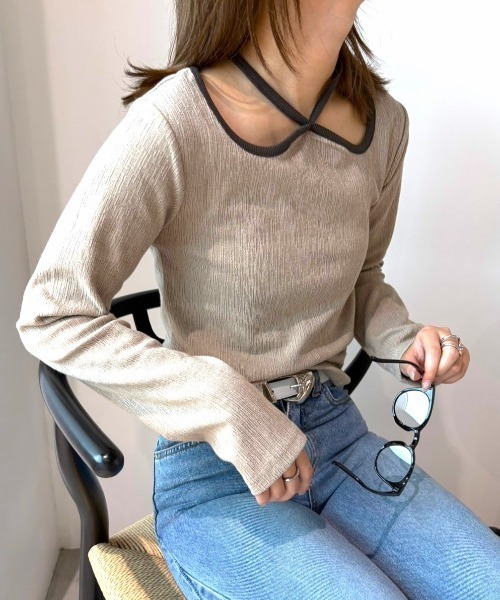 paravion（パラビオン）の「ホルターネックパイピング長袖トップス（Tシャツ/カットソー・レディース・ブルー/ホワイト/グレイッシュベージュ・FREE）」の20枚目の写真