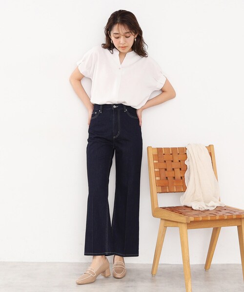 index（インデックス）の「◆スクエアトゥヒールローファー（パンプス・レディース・ベージュ/ブラック・02/03）」の10枚目の写真