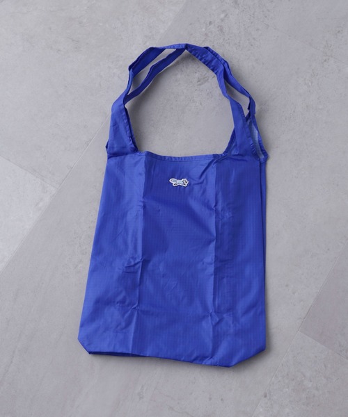 NANO universe(ナノユニバース)の「「PENNEYS」別注パッカブルバッグ(ショルダーバッグ・メンズ・ライム/ブラック/ブルー・FREE)」の3枚目の写真