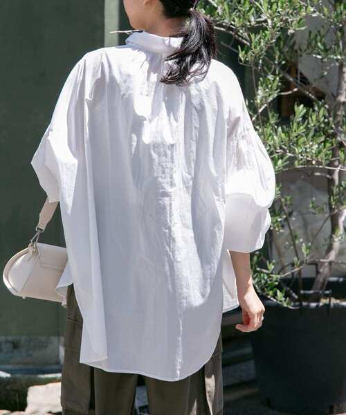 FORK&SPOON(フォークアンドスプーン)の「FORK&SPOON ハイカウントコットンボリュームスリーブシャツ(シャツ/ブラウス・レディース・オフホワイト/チャコールグレー・1)」の6枚目の写真