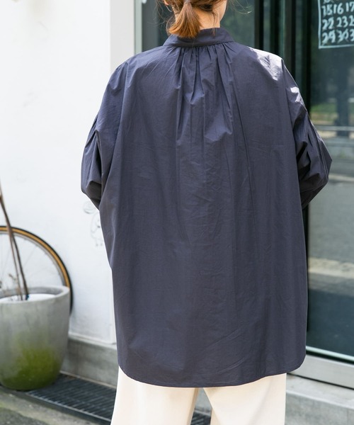 FORK&SPOON(フォークアンドスプーン)の「FORK&SPOON ハイカウントコットンボリュームスリーブシャツ(シャツ/ブラウス・レディース・オフホワイト/チャコールグレー・1)」の11枚目の写真