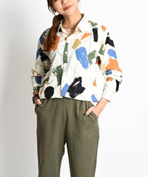 幾何学柄 総柄シャツ レギュラーカラー 長袖 ブラウス