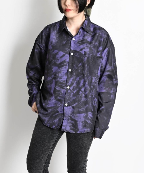 MARAI(マーライ)の「幾何学柄 総柄シャツ レギュラーカラー 長袖 ブラウス(シャツ/ブラウス・レディース・グレー系その他/ブラック×ブルー/パープル/イエロー/ブラック×グレー/ネイビー/ブラウン/ブラック×ホワイト/ベージュ/ホワイト×ブルー/ホワイト×グリーン/レッド/ホワイト/ピンク・MEDIUM/X-LARGE)」の11枚目の写真