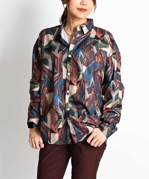 MARAI(マーライ)の「幾何学柄 総柄シャツ レギュラーカラー 長袖 ブラウス(シャツ/ブラウス・レディース・グレー系その他/ブラック×ブルー/パープル/イエロー/ブラック×グレー/ネイビー/ブラウン/ブラック×ホワイト/ベージュ/ホワイト×ブルー/ホワイト×グリーン/レッド/ホワイト/ピンク・MEDIUM/X-LARGE)」の8枚目の写真