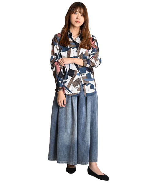 MARAI(マーライ)の「幾何学柄 総柄シャツ レギュラーカラー 長袖 ブラウス(シャツ/ブラウス・レディース・グレー系その他/ブラック×ブルー/パープル/イエロー/ブラック×グレー/ネイビー/ブラウン/ブラック×ホワイト/ベージュ/ホワイト×ブルー/ホワイト×グリーン/レッド/ホワイト/ピンク・MEDIUM/X-LARGE)」の22枚目の写真