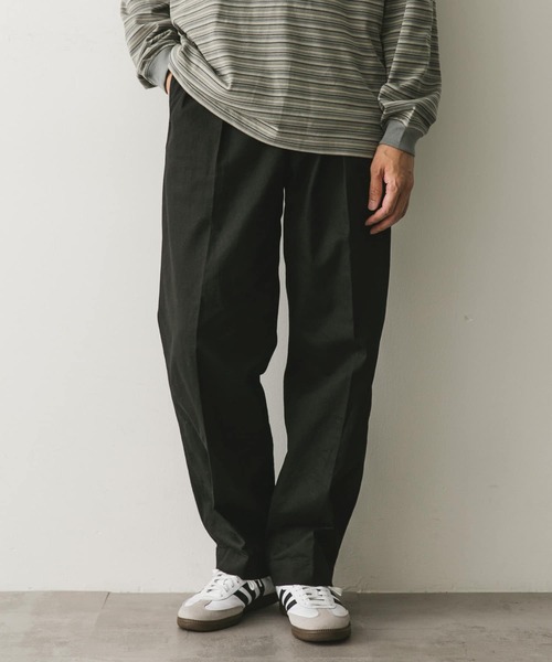 URBAN RESEARCH DOORS(アーバンリサーチドアーズ)の「M-52 チノトラウザー(その他パンツ・メンズ・ベージュ/ブラック・MEDIUM/LARGE)」の2枚目の写真