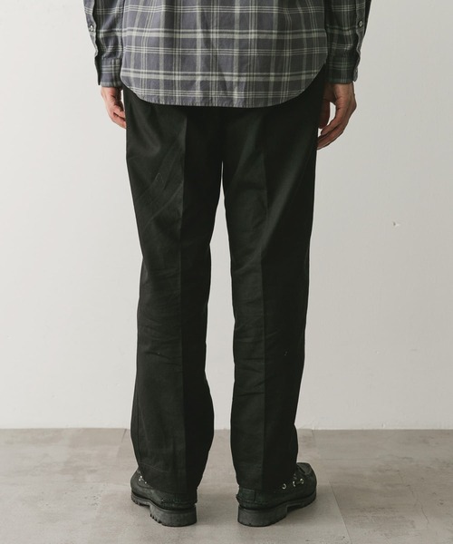 URBAN RESEARCH DOORS(アーバンリサーチドアーズ)の「M-52 チノトラウザー(その他パンツ・メンズ・ベージュ/ブラック・MEDIUM/LARGE)」の20枚目の写真