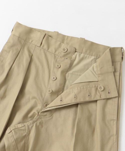 URBAN RESEARCH DOORS(アーバンリサーチドアーズ)の「M-52 チノトラウザー(その他パンツ・メンズ・ベージュ/ブラック・MEDIUM/LARGE)」の11枚目の写真