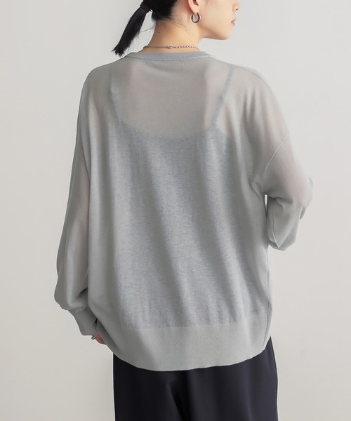 for/c（フォーシー）の「[新色追加]ゆるシアーニットプルオーバー【オーガニックコットン】（ニット/セーター・レディース・ブルー/オフホワイト/ブラック/ピンク/ライトグレー/ラベンダー・M/L/LL）」の16枚目の写真