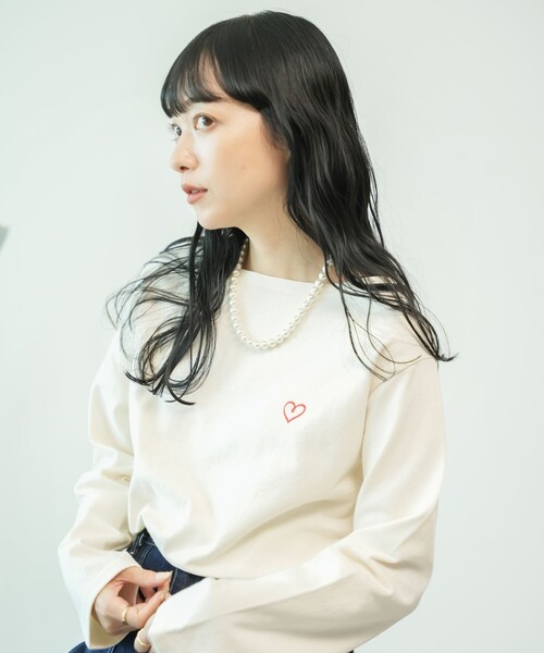 セール】ワンポイントハート刺繍 ボートネックロンT（Tシャツ