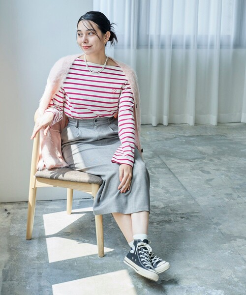 24AW ⵗ フルッタリングハートストライプロンTEE ブロケットコア y2k セール】ワンポイントハート刺繍 ボートネックロンT（Tシャツ