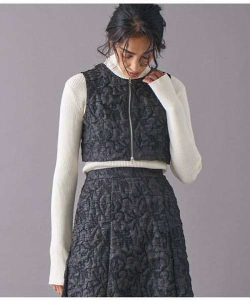 Settimissimo（セッティミッシモ）の「フクレジャガードフロントZIPショートジレ（ベスト・レディース・ブラック/ブルー・FREE）」の5枚目の写真