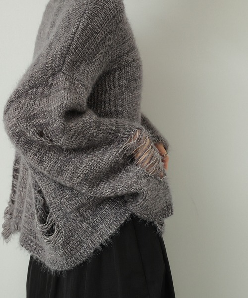 SENSE OF PLACE by URBAN RESEARCH（センスオブプレイスバイアーバンリサーチ）の「ルーズダメージセーター（ニット/セーター・レディース・ネイビー/イエロー/グレー・ONE）」の17枚目の写真