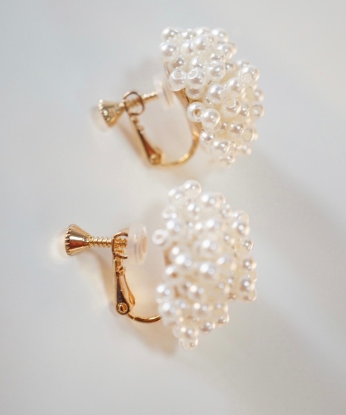 CERCA(チェルカ)の「saran jewelry/パール デザイン イヤリング(イヤリング・レディース・A・FREE)」の3枚目の写真