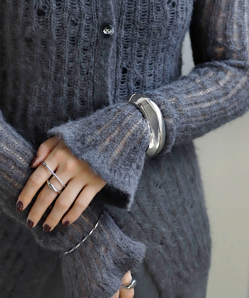 ANEMONE（アネモネ）の「ボリュームメタルバングル（バングル/リストバンド・レディース・シルバー・FREE）」の8枚目の写真