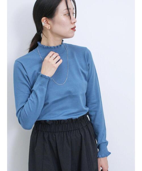 Samansa Mos2 blue（サマンサモスモスブルー）の「フリル衿ニットプルオーバー（ニット/セーター・レディース・ブラック/ブルー/オフホワイト・F）」の3枚目の写真