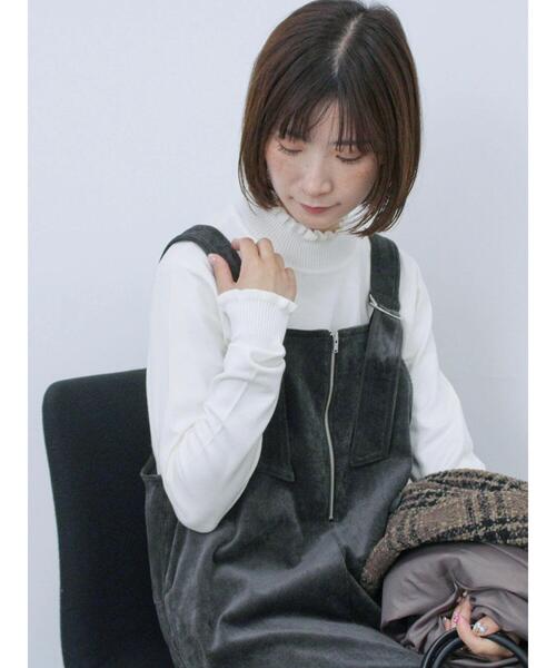 Samansa Mos2 blue（サマンサモスモスブルー）の「フリル衿ニットプルオーバー（ニット/セーター・レディース・ブラック/ブルー/オフホワイト・F）」の5枚目の写真