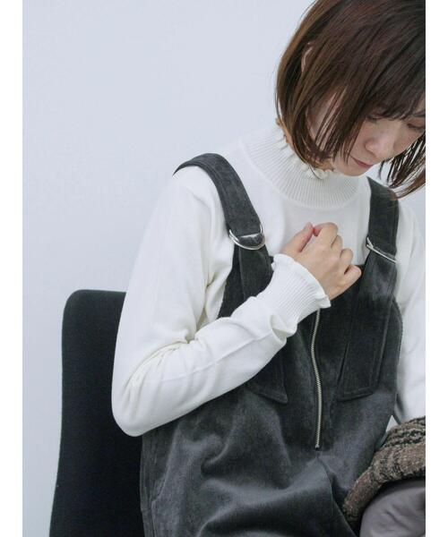 Samansa Mos2 blue（サマンサモスモスブルー）の「フリル衿ニットプルオーバー（ニット/セーター・レディース・ブラック/ブルー/オフホワイト・F）」の7枚目の写真