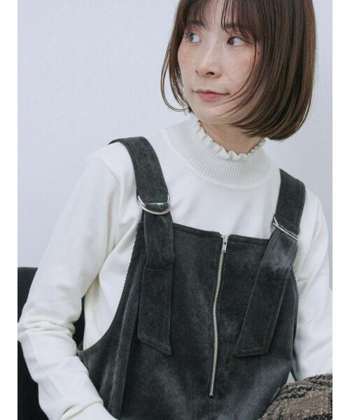 Samansa Mos2 blue（サマンサモスモスブルー）の「フリル衿ニットプルオーバー（ニット/セーター・レディース・ブラック/ブルー/オフホワイト・F）」の8枚目の写真