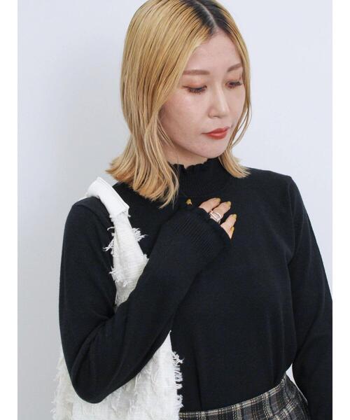 Samansa Mos2 blue（サマンサモスモスブルー）の「フリル衿ニットプルオーバー（ニット/セーター・レディース・ブラック/ブルー/オフホワイト・F）」の11枚目の写真