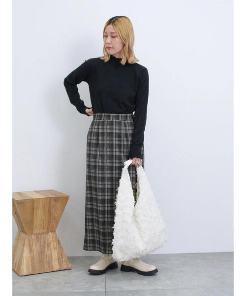 Samansa Mos2 blue（サマンサモスモスブルー）の「フリル衿ニットプルオーバー（ニット/セーター・レディース・ブラック/ブルー/オフホワイト・F）」の16枚目の写真