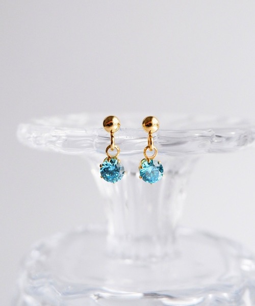 CERCA(チェルカ)の「SARINOHANA/キュービックジルコニアピアス/ゴールド/シルバー(ピアス(両耳用)・レディース・B/その他4/A/その他1/その他2/その他3/その他5/C/D/E・FREE)」の5枚目の写真