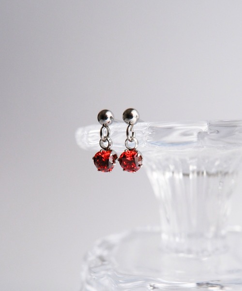 CERCA(チェルカ)の「SARINOHANA/キュービックジルコニアピアス/ゴールド/シルバー(ピアス(両耳用)・レディース・B/その他4/A/その他1/その他2/その他3/その他5/C/D/E・FREE)」の11枚目の写真