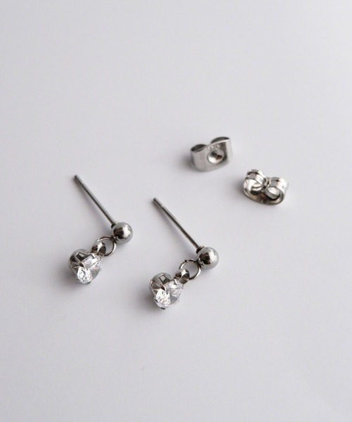 CERCA(チェルカ)の「SARINOHANA/キュービックジルコニアピアス/ゴールド/シルバー(ピアス(両耳用)・レディース・B/その他4/A/その他1/その他2/その他3/その他5/C/D/E・FREE)」の14枚目の写真