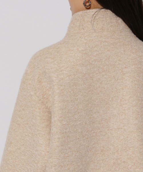 Elura（エルーラ）の「カーリーシャギーZIPブルゾン/234746（その他アウター・レディース・ライトベージュ/ブラウン系その他・MEDIUM/LARGE）」の8枚目の写真