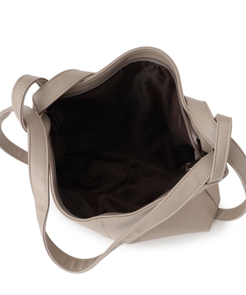 ITS'DEMO（イッツデモ）の「◆【A4対応】2WAYリュック（バックパック/リュック・レディース・シルバー/ブラック/ナチュラル/ボルドー・00）」の22枚目の写真