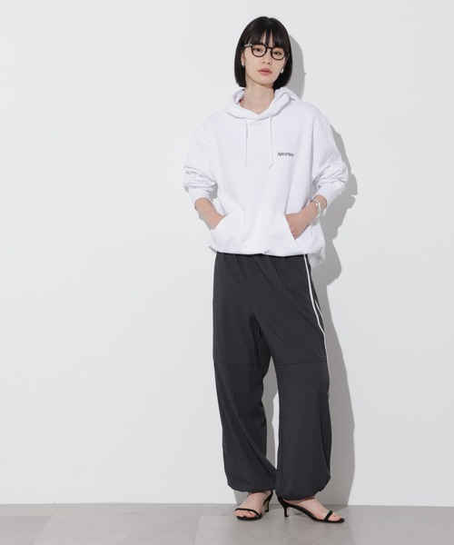 Apo(s)ture(アポスチャー)の「Apo(s)tureロゴスウェットパーカー(パーカー・メンズ・ブラック/ホワイト/グレー・XL/L/M/S)」の14枚目の写真