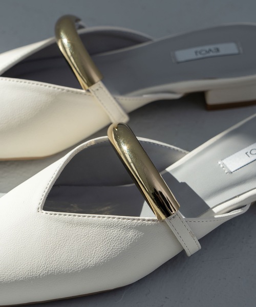 EVOL（イーボル）の「【柔らかい・クッション入り】ゴールドモチーフフラットミュール IY5706（パンプス・レディース・シルバー/アイボリー/ブラック/パイソン・LL/L/M/S）」の8枚目の写真