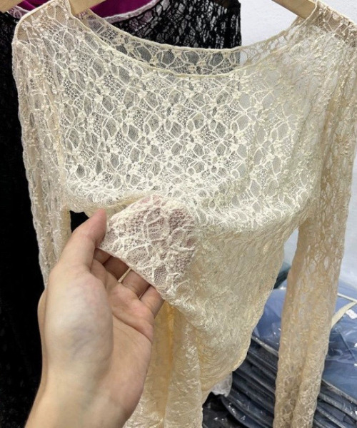 Ada.(エイダ)の「ボートネック 総レース タイト トップス(Tシャツ/カットソー・レディース・ホワイト/ベージュ/ブラック/ネイビー/ラベンダー・M/L)」の10枚目の写真