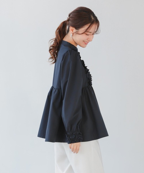 Fit more フィットモア パールボタンペプラムジレ ネイビー