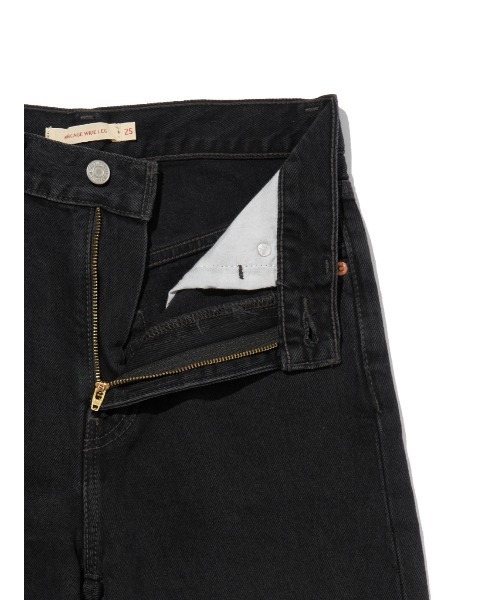 Levi's(リーバイス)の「Levi's/リーバイス RIBCAGE WIDE LEG(デニムパンツ・レディース・ライトインディゴブルー/ブラック・25inch/28inch/23inch/27inch/26inch/24inch)」の10枚目の写真