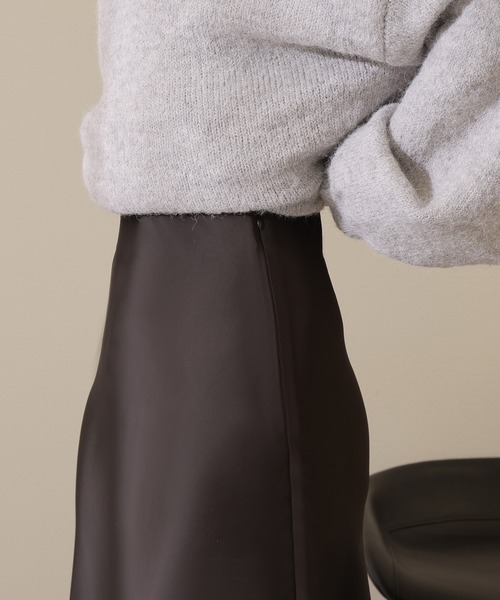 LAULEN（ローレン）の「Satin long flare skirt /サテン ロング フレア スカート（スカート・レディース・ピンク/アイボリー/ミント/ブラック/ベージュ・M/L）」の11枚目の写真