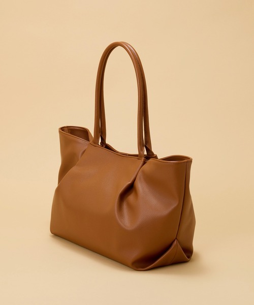 EFOLE（エフォル）の「【ZOZO限定】Tuck design totebag / タックデザイントートバッグ（トートバッグ・レディース・キャメル/ベージュ・FREE）」の14枚目の写真