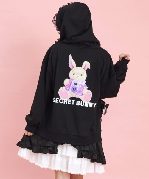 Secret Honey(シークレットハニー)の「レースアップポケットバックプリントパーカー(パーカー・レディース・ブラック/オフホワイト/ホワイト系その他2/ブラック系その他・FREE)」の4枚目の写真